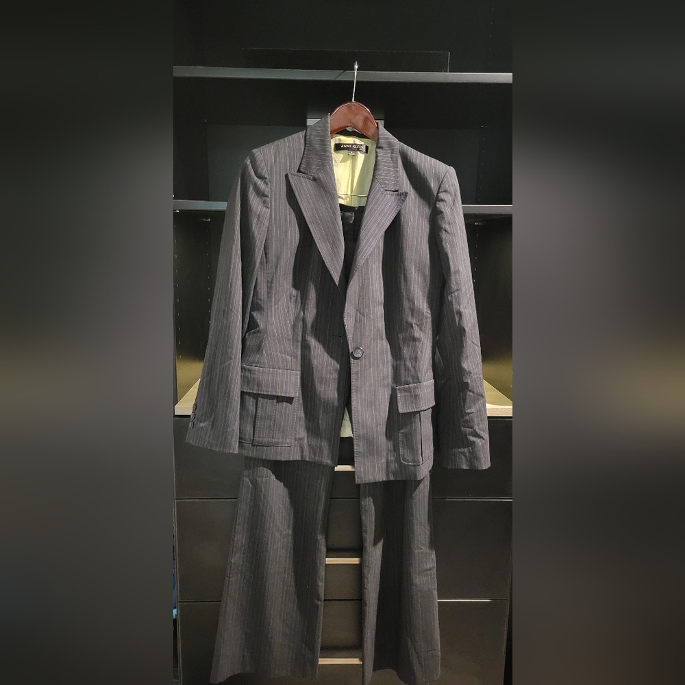 Anne Klein navy pantsuit women's 8